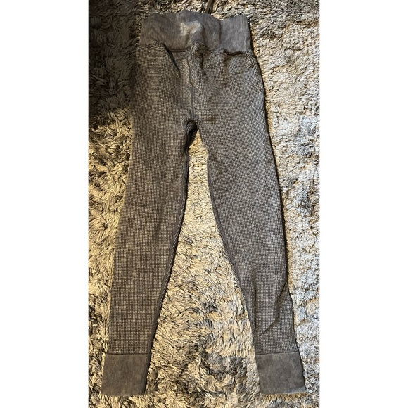 Victoria’s Secret PINK ACTIVE Waffle Joggers in Gray, Size S - Picture 3 of 8